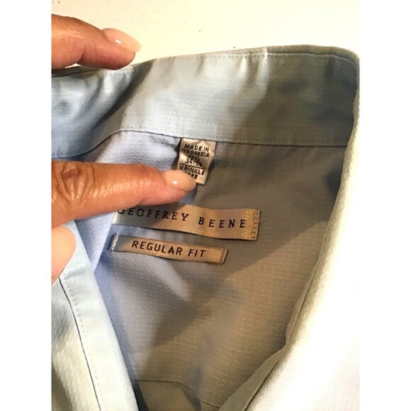 GEOFFREY BEENE-MEN REGULAR FIT BLUE LONG SLEEVE BUTTON-DOWN SHIRT SIZE NECK 17.5 - Picture 3 of 7